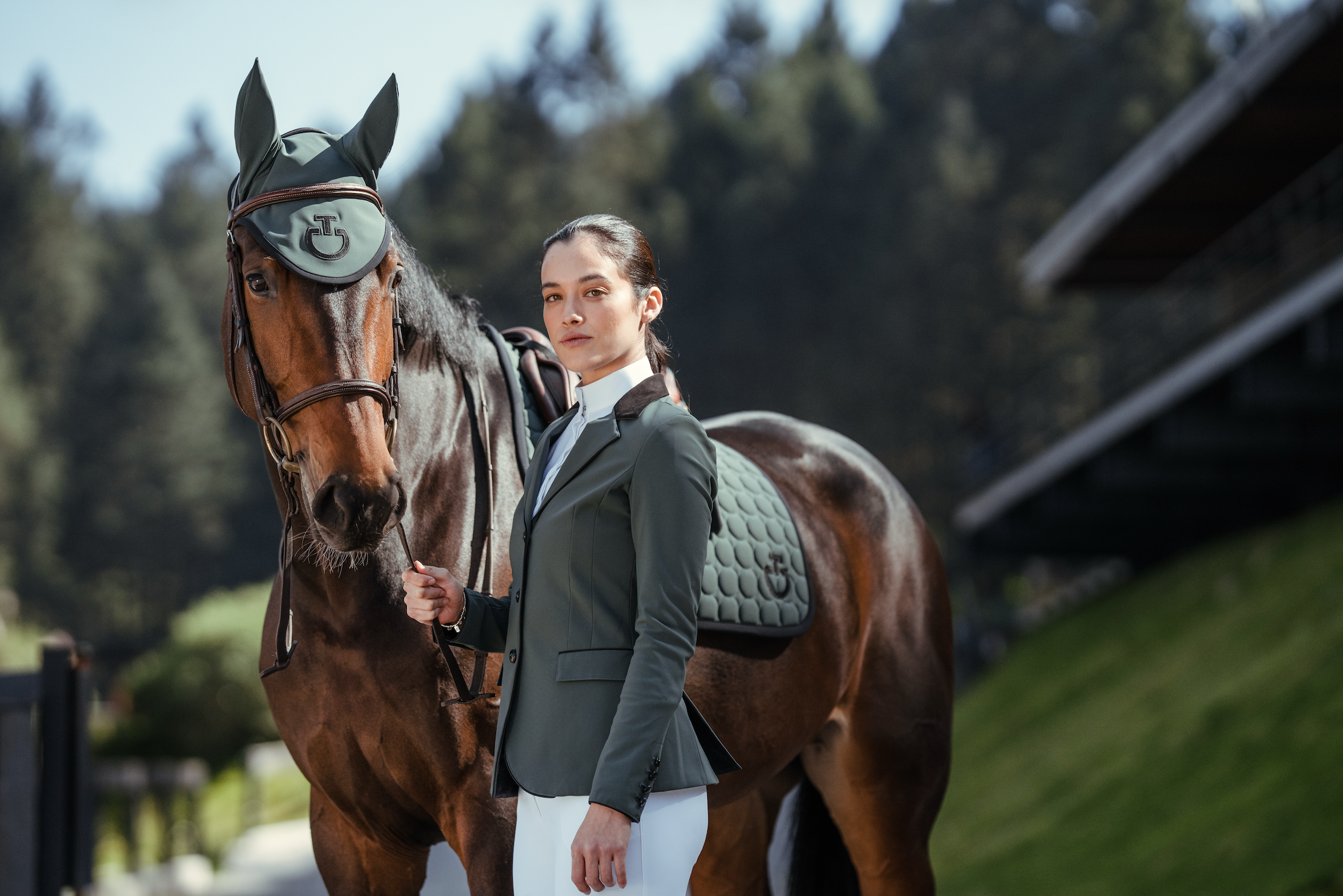 2026 Hot Picks for Equestrian Show Jackets