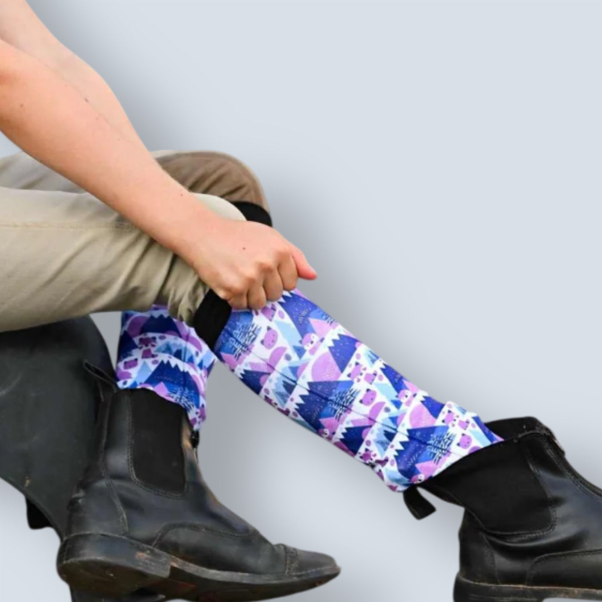 Dreamers & Schemers Foxy Flurries Younth Pair & a Spare Socks-4