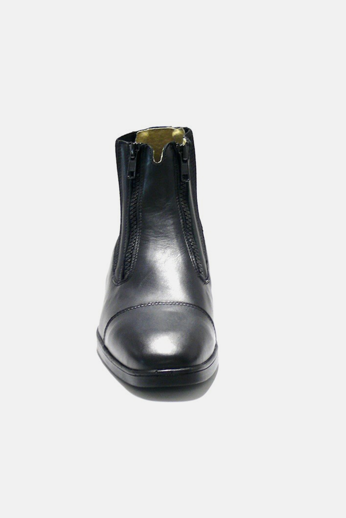 The Parlanti Z2 Paddock Boot* is a true classic. Schooling or in the ring, this classic, traditionally-styled boot combines performance, versatility and refinement.  Designed for riders who demand performance The feel and performance of custom boots Performs well with our Half Chaps  Premium Calfskin 2 lateral zippers 6 month warranty
